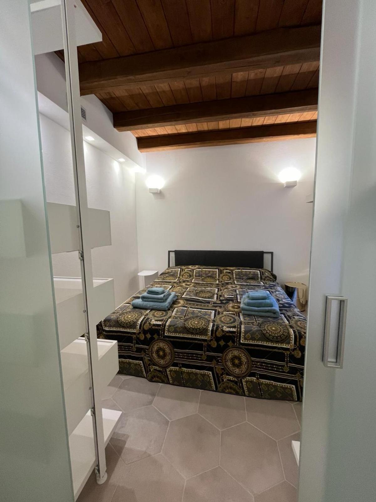 Charme In Centro With Private Parking Apartment Ascoli Piceno Bagian luar foto