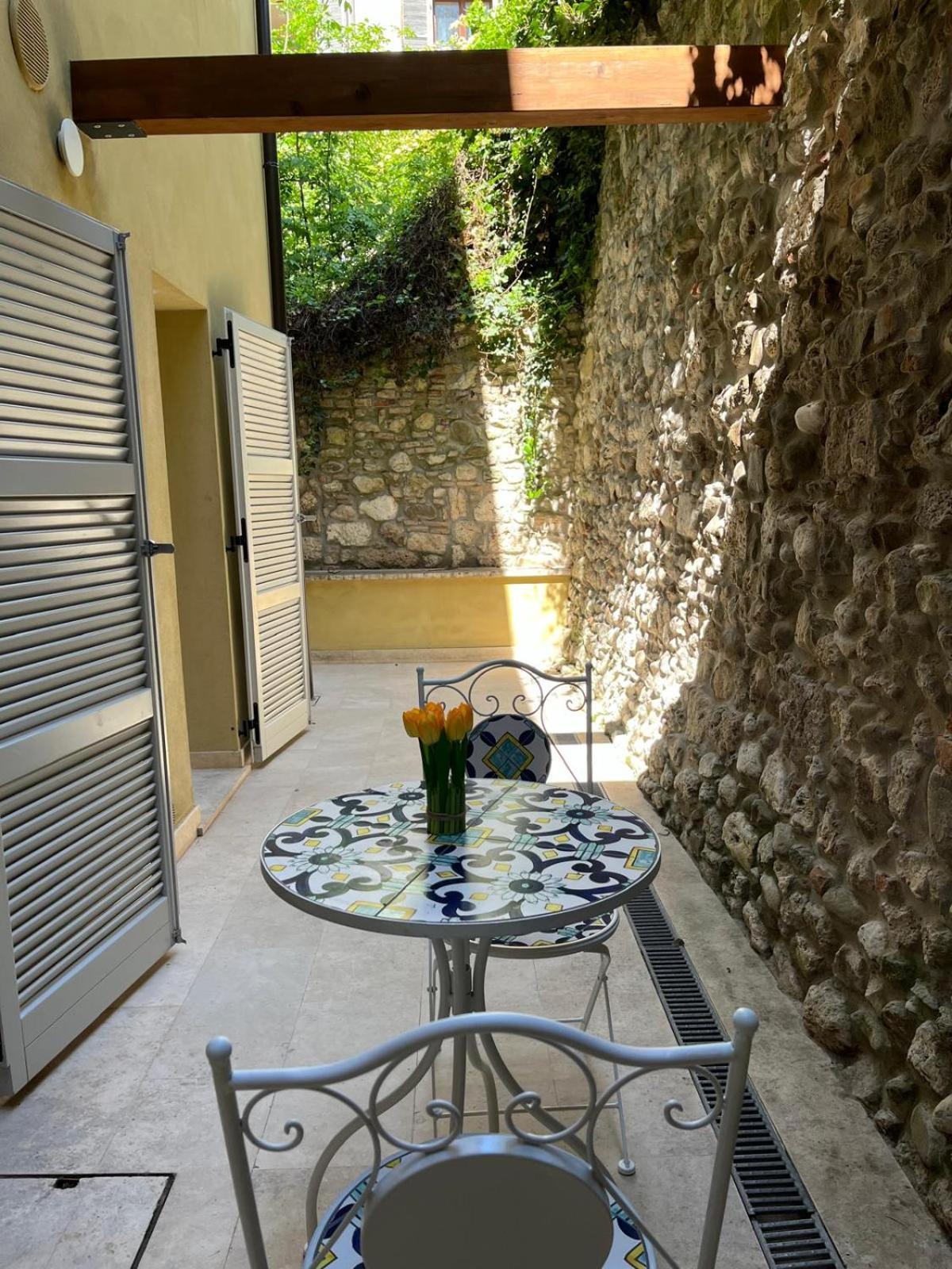 Charme In Centro With Private Parking Apartment Ascoli Piceno Bagian luar foto