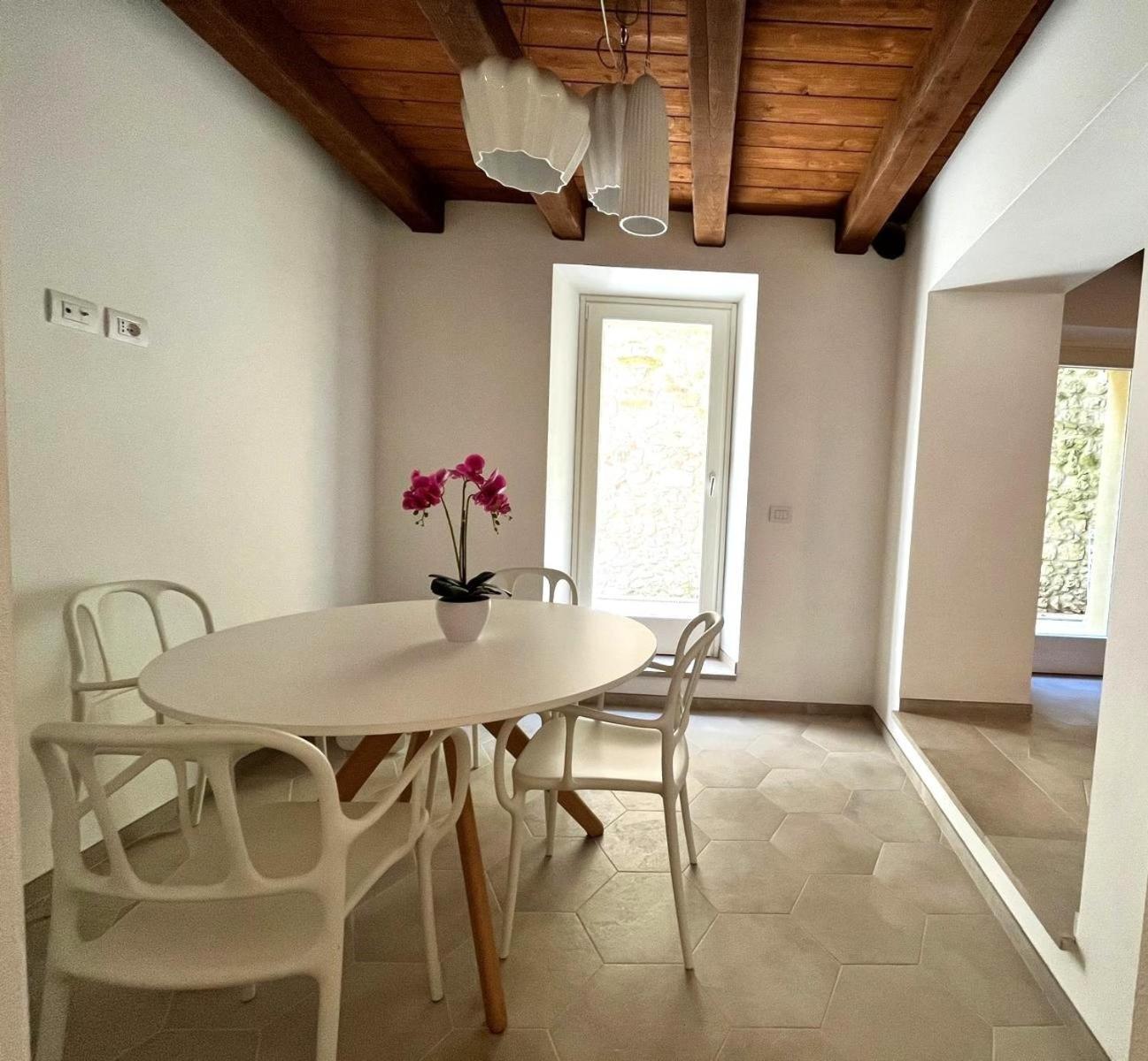 Charme In Centro With Private Parking Apartment Ascoli Piceno Bagian luar foto